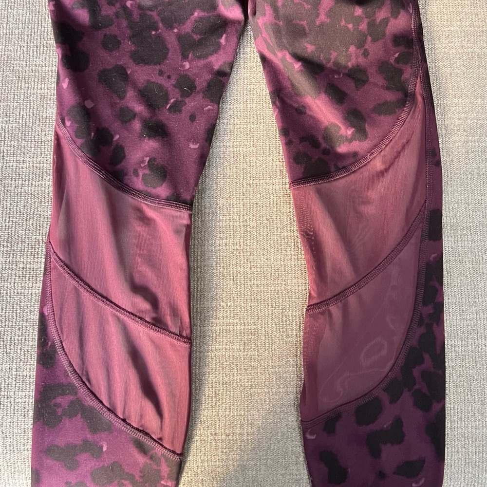 All in Motion Leopard Print Workout Set - Picture 7 of 12